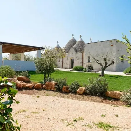 Trulli Terrarossa Con Piscina Martina Franca