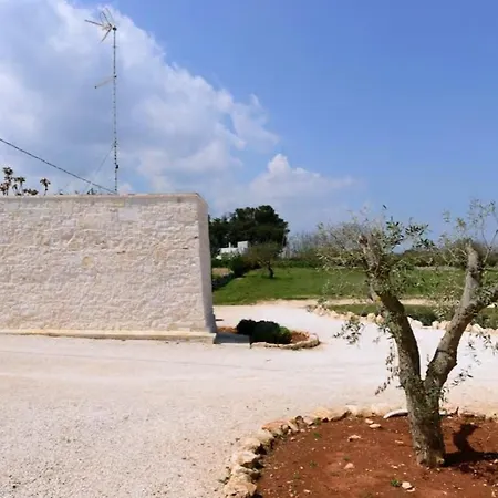 Trulli Terrarossa Con Piscina Martina Franca