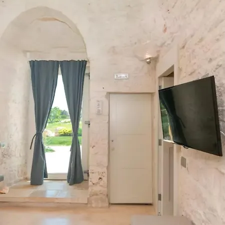 Villa Trulli Terrarossa Con Piscina
