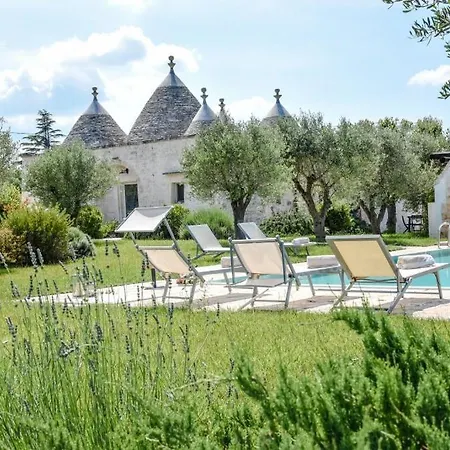 Trulli Terrarossa Con Piscina Villa Martina Franca