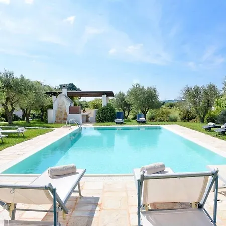 Trulli Terrarossa Con Piscina Villa Martina Franca