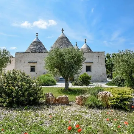 Trulli Terrarossa Con Piscina Martina Franca